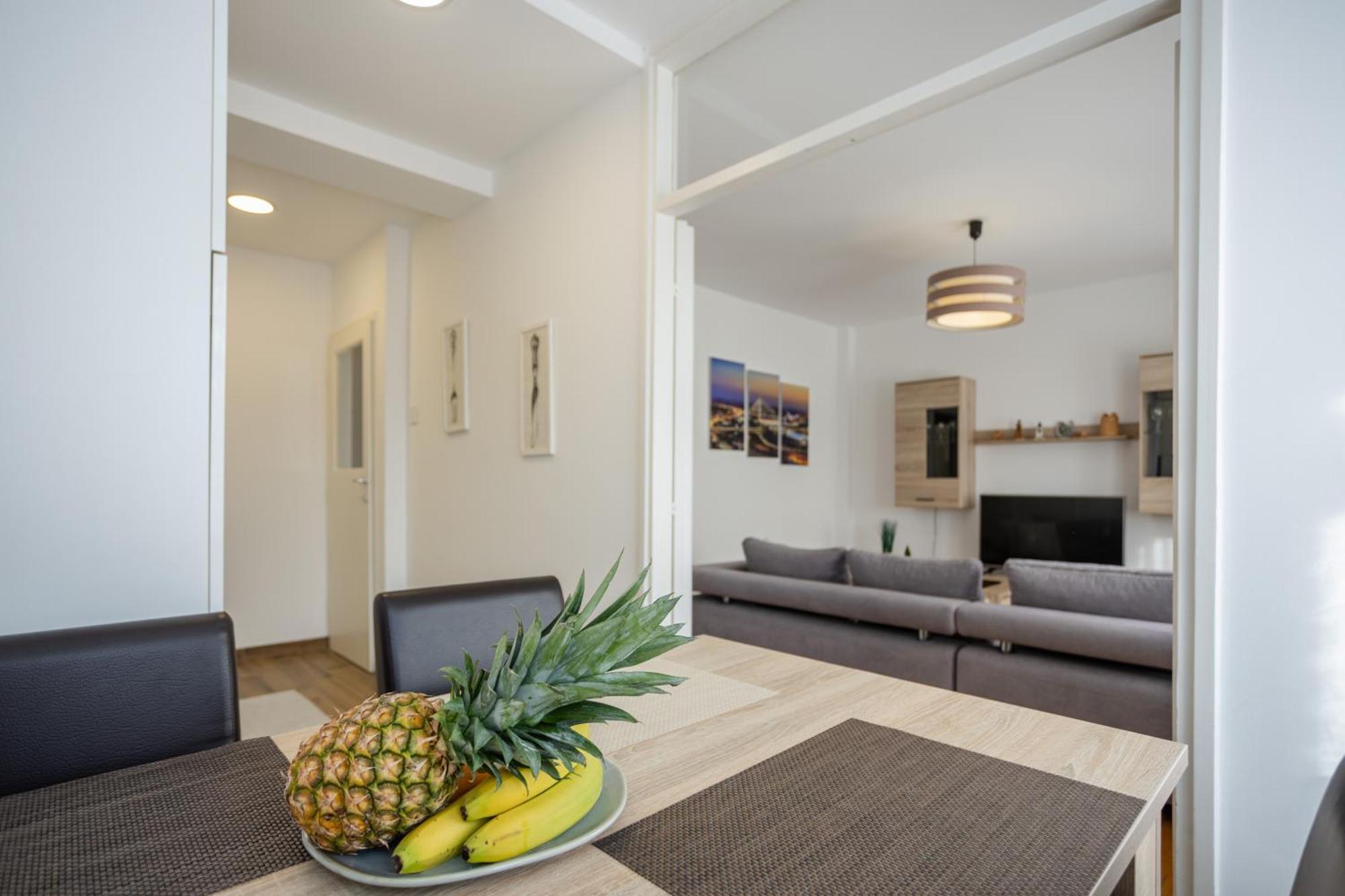 Apartment Sara Belgrado Buitenkant foto